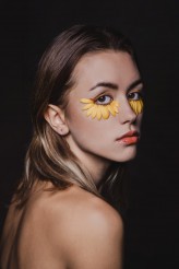 AdriannaTalkowska Model: @theocaprusu 
Photographer: Justyna Wasiniewska
Make-up artist: @adriannamakeupartist 