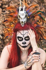 KaileenTinuviel                             Voodoo People.
Make up: Woman in corset
Voodoo headpiece: Kaileen Tinuviel

Organizator: Marta Wojdalska
Inicjatywa: Migawka - Łódzkie Sesje Zdjęciowe            