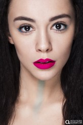 bonitaa Make up: Agata Leńczuk
Fot: Marosz Belavy
Szkoła Wizażu i Stylizacji Artystyczna Alternatywa