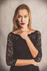 StyleBarbaraSzymaniuk Modelka: Kasia Doszczak
 Fotograf: Karolina Ałdaś
 Stylista: Barbara Szymaniuk
 Odzież: ORSAY