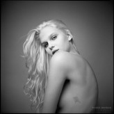 marekbohdan Modelka: Nikola
Fotograf: Marek Bohdan
Studio: studio hocus focus