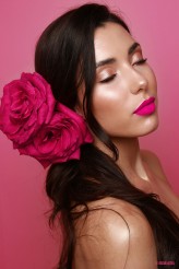 gochagocha Projekt wykonany na potrzeby Sephora Beauty Master 2019 
wizażystka: Iwona Miernik
modelka: Daria 