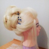 Enik_hairstyle