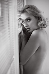 Sonya_Wachowsky Niepublikowane wcześniej zdjęcia młodej Marilyn Monroe...