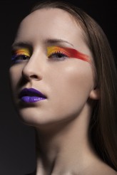buba Photographer: Bartłomiej Chabałowski PHOTOGRAPHY
Model: Gabriela Piwowarska / Holy Wednesday 
MUA: Angelika Tatka Make Up Artist

Face Art Make-Up Courses.