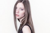 cocoon produkcja: Cocoon
modelka: Ewelina von B
makijaż i włosy: Agata Smolak