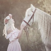 AniaJurga organizacja : Emilia McShane / Horsereflection- Trening Koni i Jeźdźców (dziękuję <3 ! )
współpraca ( i sukienka ) : Magda Pocztowska Photography 
modelka : Aleksandra Jaszczyńska z cudnym Savio :*