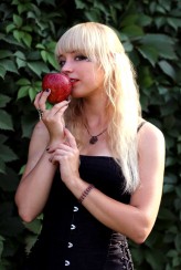 Stokrotka93 Takie dobre jabłuszko :>