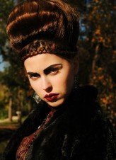 aleks26mentel zdjęcia Daria Rusiecka
model Joanna Sośnicka
włosy Aleksandra Mentel
makijaż  Maks
.