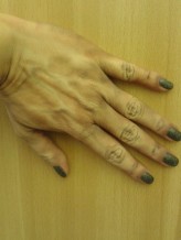 joan76uk charakteryzacja-postarzenie dłoni (Zombie)