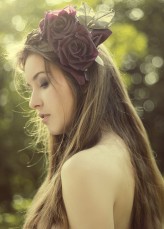 Flowery Photo: FairyLady Photography 
Make up: Papaya Make Up
Model: Linda Arroyo