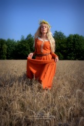 BlueGandalf Słowianka

Projekt i wykonanie średniowiecznej sukni - Anna Musialska 

Modelka - Martyna