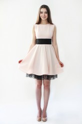 dianusia202 Suknia zaprojektowana przez DeVu

z koronki Włoskiej ( najwyższej jakośći)

Szyta na miare - możesz więc po zakupie wybrac :

- kolor

- rozmiar

- długośc

- rękawki

- dekold

- wycięcia itp.

Po wczesniejszym uzgodnieni