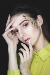 aqq_makeup_artist Herbal