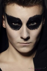 pmc_model fot. Emil Kołodziej/Artystyczna Alternatywa

make-up&styl Anna Kantorczyk