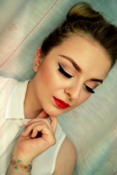 Aleksandra-makijaz Modern pin-up girl