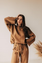 AlinaBakh Sesja dla ukraińskiej marki ubrań "Kleshe"