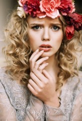 studioadria Model :Aleksandra Olbryt
Mua /hair : Ada Pawlowicz
Fashion Designer :Sylwia Kopczynska
Photo :Nicholas Javed