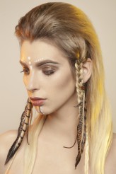 anna_ciesielka_makeup Photographer: Grzegorz Mikrut
model: Marta
Mua&hair Anna Ciesielka