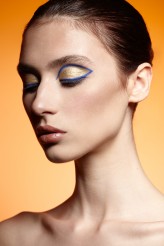 aneta_koszyczek Publikacja Make-Up Trendy wydanie jesienne no.3/2018
Edytorial Graphic Modernity

Model: Aleksandra Antas
Photo: Iwona Cieniawska
Make-Up: Aneta Koszyczek