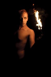 timewhisperer Photographer:
Marek Adamczyk
Model/MUA:
Kordian Żarowski | Timewhisperer
Fire:
Osculum Ignis