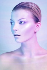 wildfox mod: Nela Kreglicka
makeup: Joanna Skiba