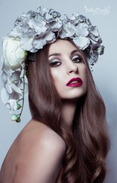 patriziaz 
https://www.facebook.com/basiapawlikphotography/

make-up &amp; headpiece: Agata Machynia-Tomczak I Agata Machynia Make Up Artist

hair: Mateusz Mojsak I Mojsak Hair