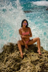 jabbaphoto Splash Waves Model Location photoshoot Kasi Model Bali Nusa Penida Daimond Beach Jan 2020 by Artur Kula © JabbaPhoto #splash #moments #waves #sea #bali #photoshoot #jabbaphoto #arturkula #model #femalemodel #famous #travel #vacation #edytorial #spot