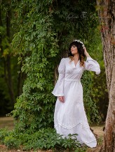 Kasjopea Wyjątkowa sesja :) Pozowałam w sukni ślubnej mojej mamy :D