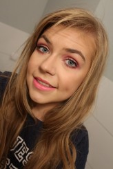 Klaudialeksandra-makeup Makijaż w odcieniach różu, prawie jak u Barbie :)