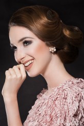 JK-Hair-Stylist Modelka: Justyna Smolarczyk 
Makeup: Iga Chmielarczyk