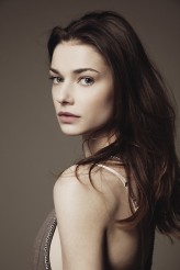 mangda  makijaż : Ewa Sosnowska
modelka : Adrianna / VOX MODELS MANAGEMENT 