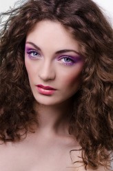 ogonowska Model: Joanna S / Mango Models
Make Up: Anna Borek Make Up Artist