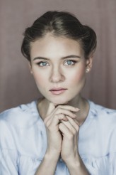 vouk_picture Fotograf: Dominika Dąbkowska
Modelka: Patrycja Rymer
Makijaż: Ewelina Ścibor