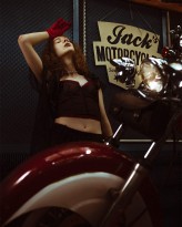 JUCY                             Edycja Fotogenerator- sesja motocyklowa

Modelka: JUCY
Photo: Karol Duma
MuA: Marzena Czarnecka
Stylizacja: Edyta Krysiewicz
            