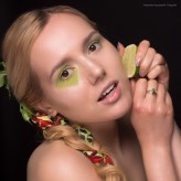 IwonaWitkowska Mohito makeup
Fotograf: Alek Szczepański
Modelka: Justyna Kabacińska
Fryzjerka: Edyta Kuśmierczuk