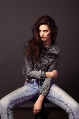 ktn photo: Niemiec
stylist: Marta Wolniak
hair&make up : Sławek Oszajca /Purple Talents
model : Klaudia S/ Mango Models 