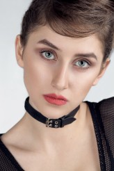 Monshevogue Makeup : Wioleta Czyżykiewicz
Stylist : Rafał Niedziałek