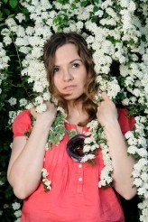 pawel_gluszkowski Moja urocza małżonka w kwiatach :)