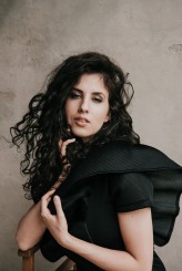 AgnieszkaCabajPhotography She&emotions
Modelka: Darja
Mua&styl: i-makeup.pl