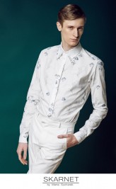 Skarnet SKARNET
Spring/Summer 2016 Campaign
Photographer - Piotr Serafin 
Model - Adam Niezgódka IMG Models NY / Embassy Models

textile : printed / cotton