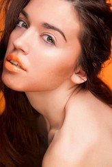 MonicGodlewska orange make up catalogue