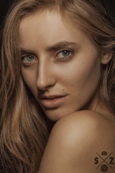 longard model: Magdalena Sz.