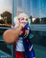 DarkCoat                             Harley Quinn Cosplay            