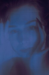 witchbitc                             glow niebieski portret mgła aesthetic fashion shine vintage core            