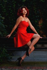 marlenka_loves lady in red