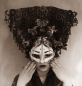 noir_soleil Oriental mask and headdress