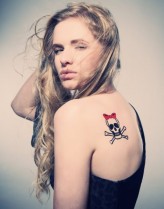 lomograf tatuaz zmywalny :  www.ttkingdom.com