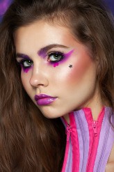 Karolina-makeup Edytorial w Make-up Trendy 4/2019
stylizacja, mua, photo i retusz by Karolina Rasztemborska