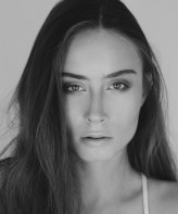 dhyana Model: Natalia Pacholec